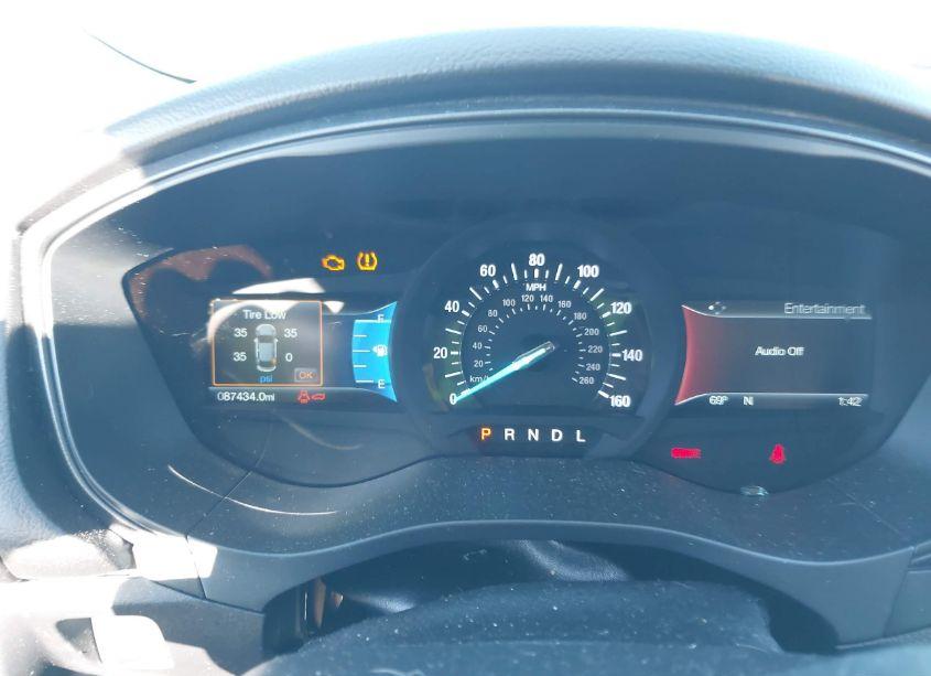 Photo 7 of 2018 Ford Fusion SE (VIN 3FA6P0H70JR113381)