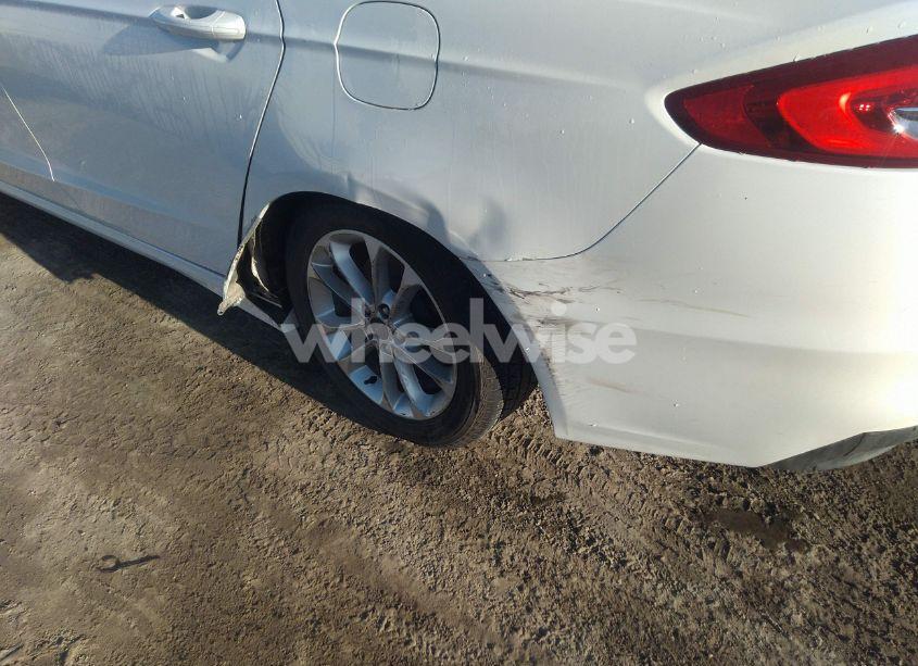 Photo 6 of 2019 Ford Fusion SE (VIN 3FA6P0H70KR154708)