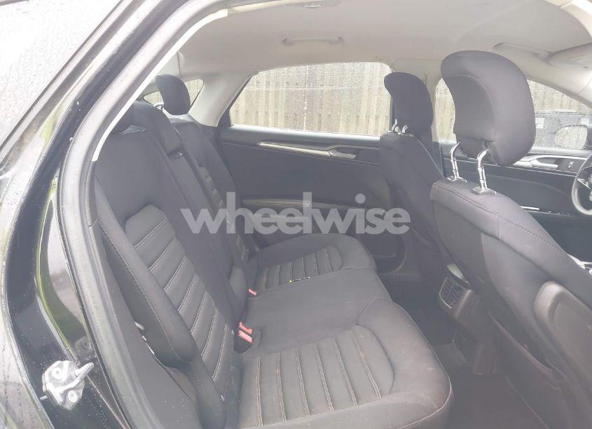 Photo 8 of 2013 Ford Fusion SE (VIN 3FA6P0H71DR104984)