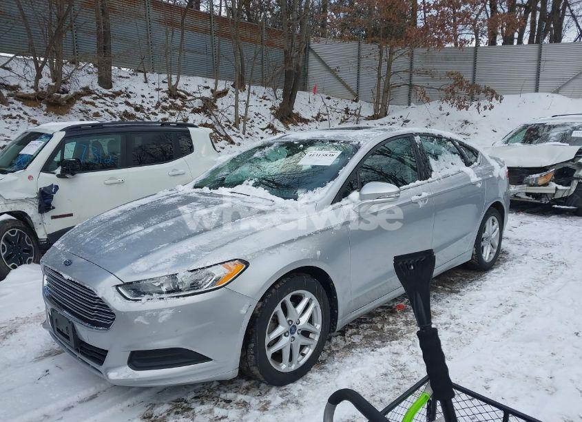 Photo 2 of 2013 Ford Fusion SE (VIN 3FA6P0H71DR106539)