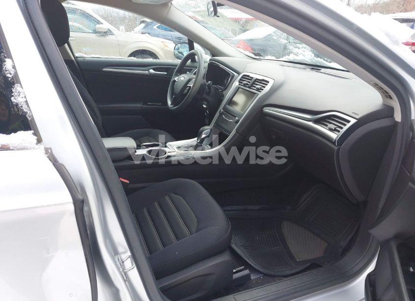 Photo 5 of 2013 Ford Fusion SE (VIN 3FA6P0H71DR106539)