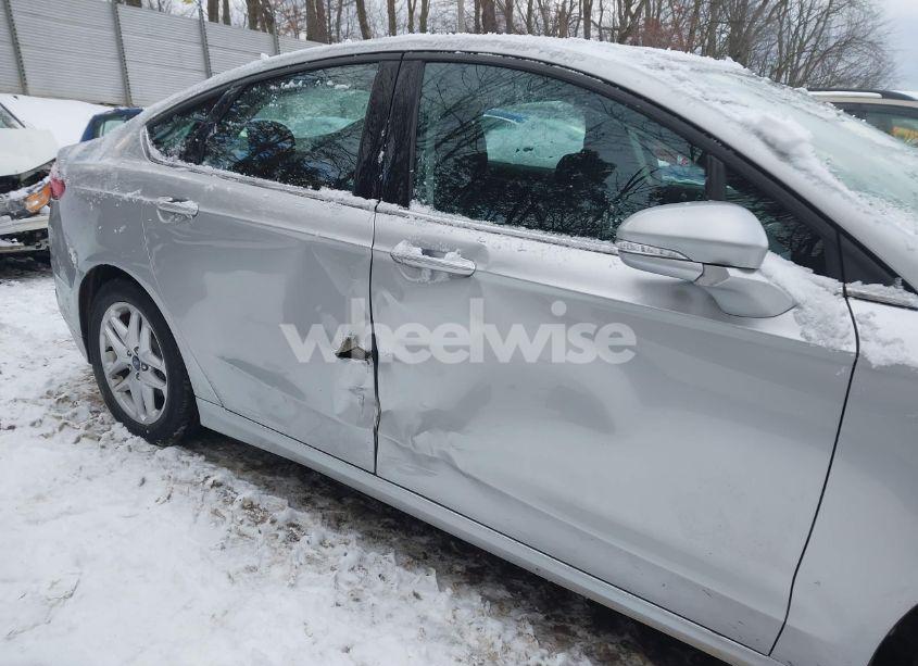 Photo 6 of 2013 Ford Fusion SE (VIN 3FA6P0H71DR106539)