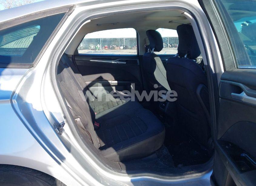 Photo 8 of 2013 Ford Fusion SE (VIN 3FA6P0H71DR117086)