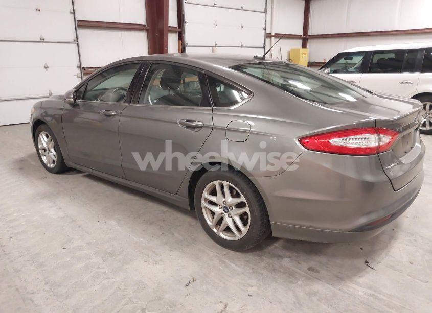 Photo 3 of 2013 Ford Fusion SE (VIN 3FA6P0H71DR127195)