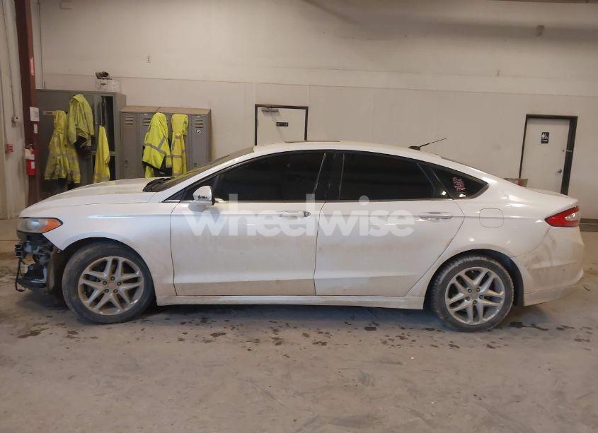 Photo 14 of 2013 Ford Fusion SE (VIN 3FA6P0H71DR137645)