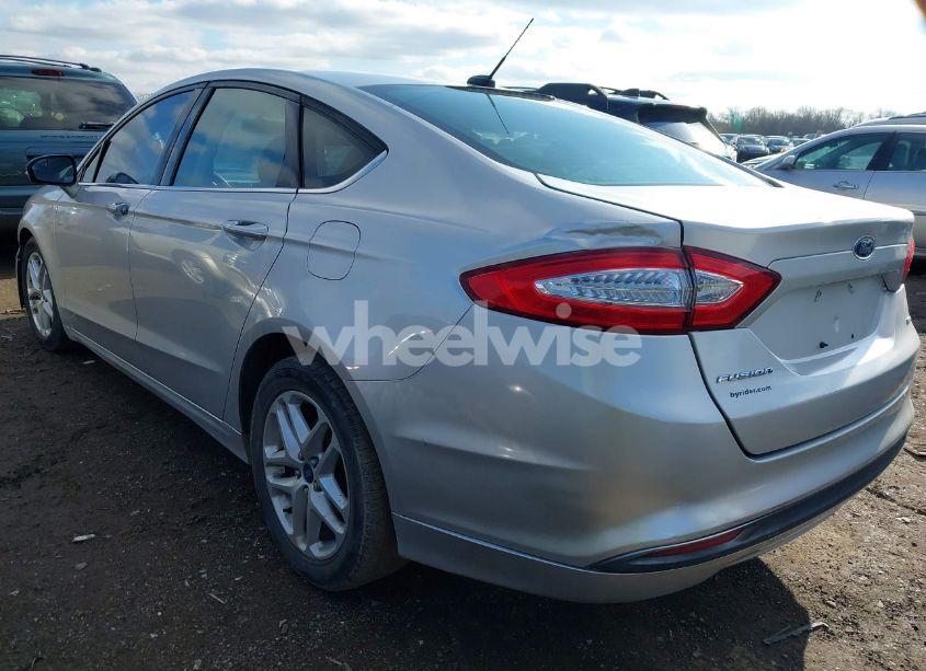 Photo 3 of 2013 Ford Fusion SE (VIN 3FA6P0H71DR158110)