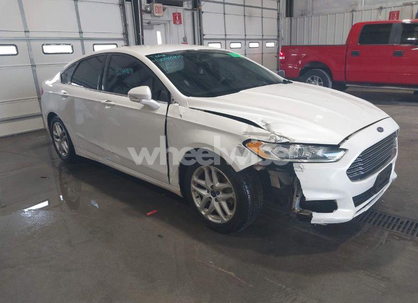 2013 Ford Fusion SE (VIN 3FA6P0H71DR183038) main photo