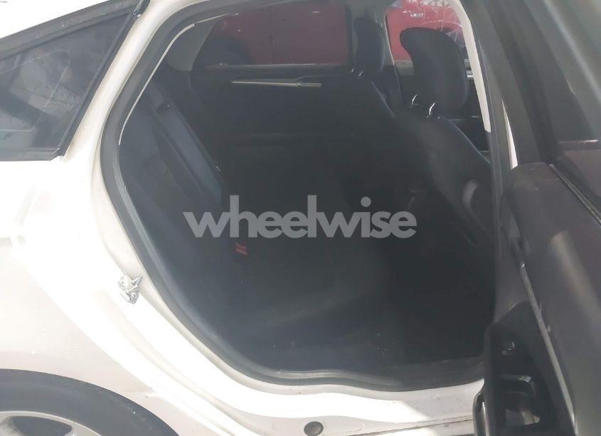 Photo 8 of 2013 Ford Fusion SE (VIN 3FA6P0H71DR183038)