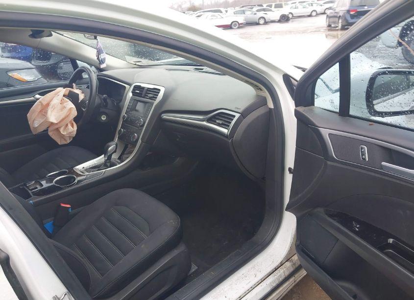 Photo 5 of 2013 Ford Fusion SE (VIN 3FA6P0H71DR184920)