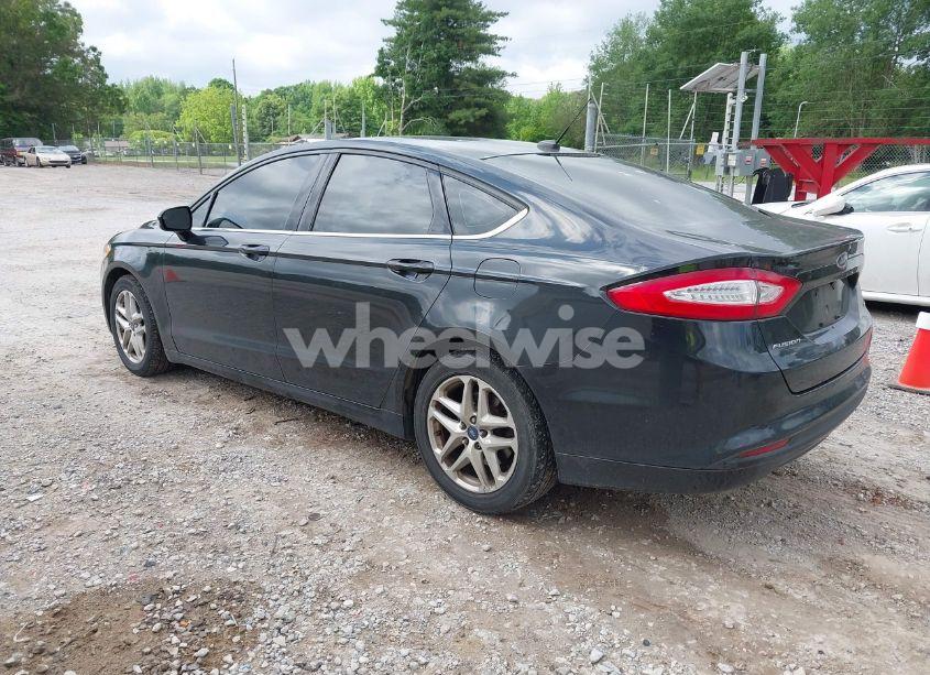 Photo 3 of 2013 Ford Fusion SE (VIN 3FA6P0H71DR207337)