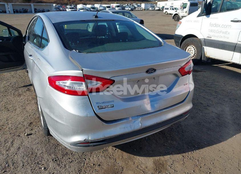 Photo 6 of 2013 Ford Fusion SE (VIN 3FA6P0H71DR211050)