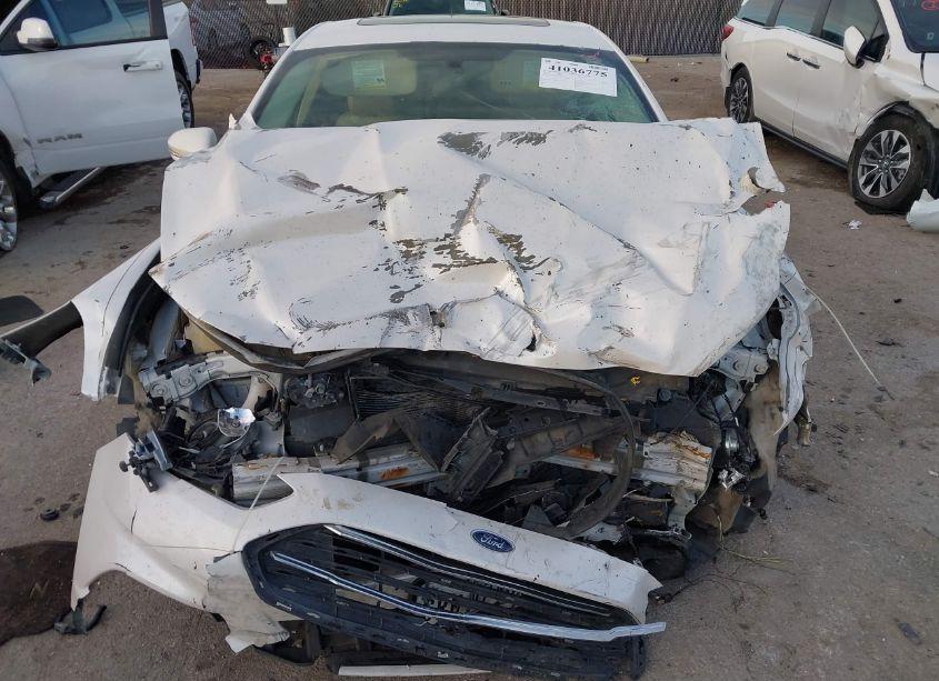 Photo 6 of 2013 Ford Fusion SE (VIN 3FA6P0H71DR214627)