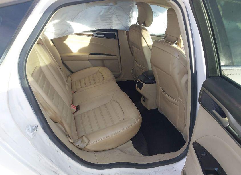 Photo 8 of 2013 Ford Fusion SE (VIN 3FA6P0H71DR214627)