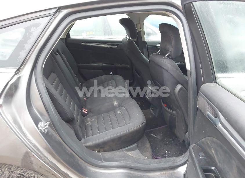 Photo 5 of 2013 Ford Fusion SE (VIN 3FA6P0H71DR222971)