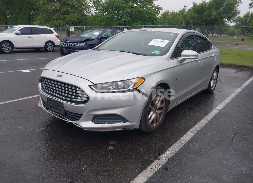 Photo 2 of 2013 Ford Fusion SE (VIN 3FA6P0H71DR274794)