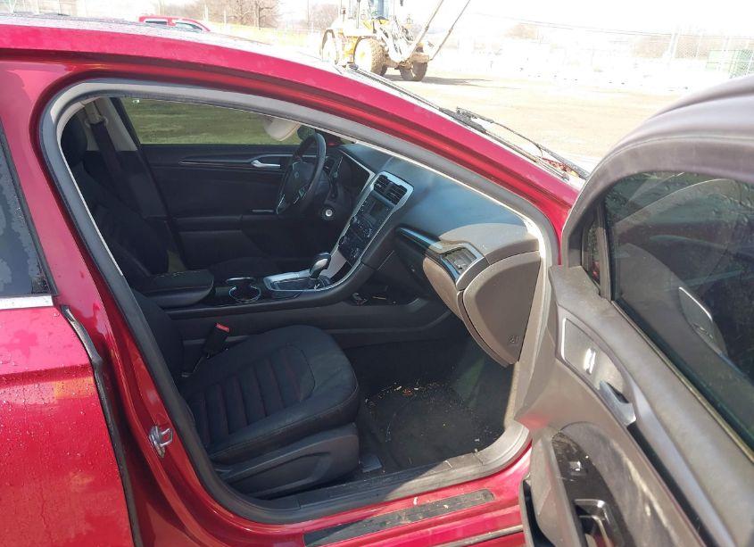 Photo 5 of 2013 Ford Fusion SE (VIN 3FA6P0H71DR308636)