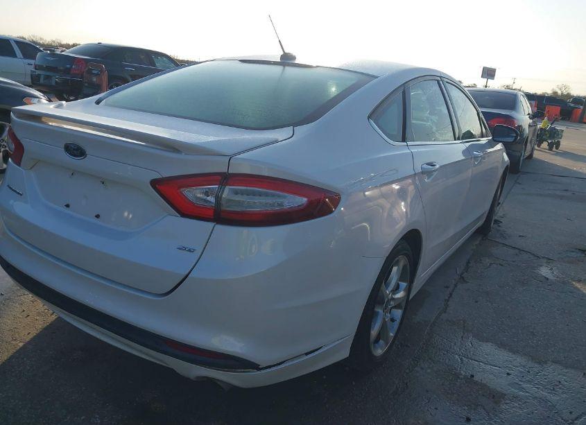 Photo 4 of 2013 Ford Fusion SE (VIN 3FA6P0H71DR322990)