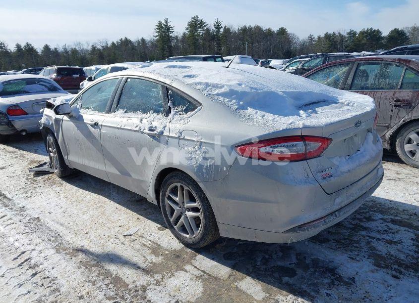 Photo 3 of 2013 Ford Fusion SE (VIN 3FA6P0H71DR331883)