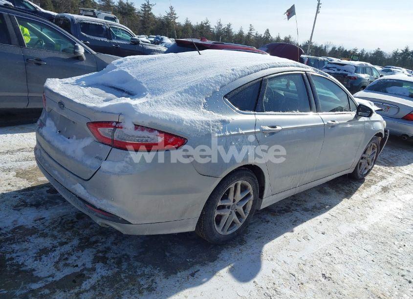 Photo 4 of 2013 Ford Fusion SE (VIN 3FA6P0H71DR331883)