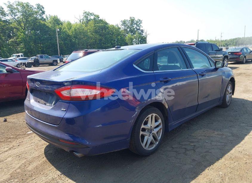 Photo 4 of 2014 Ford Fusion SE (VIN 3FA6P0H71ER104811)
