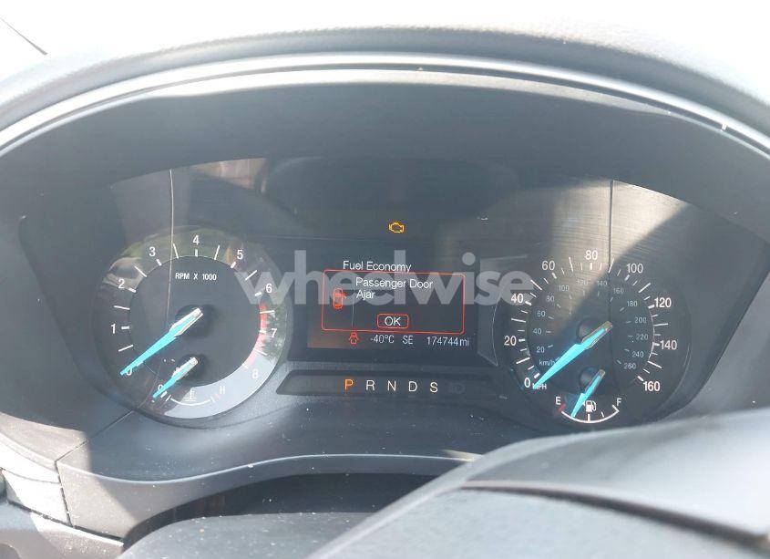 Photo 7 of 2014 Ford Fusion SE (VIN 3FA6P0H71ER104811)