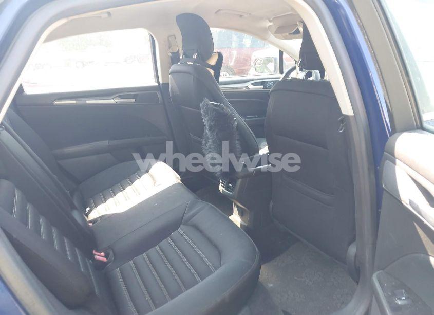 Photo 8 of 2014 Ford Fusion SE (VIN 3FA6P0H71ER104811)