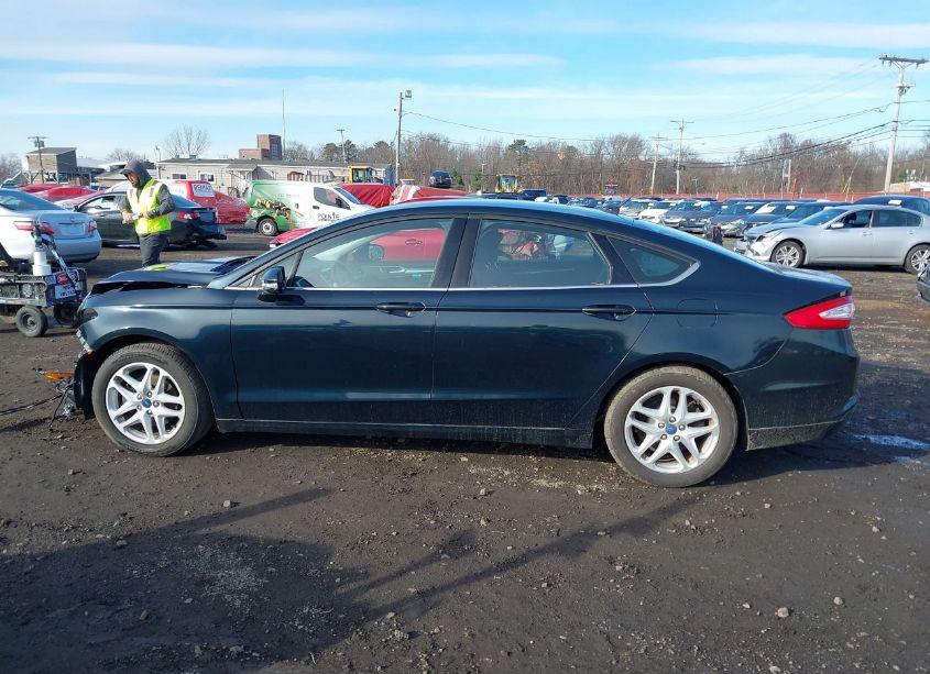 Photo 14 of 2014 Ford Fusion SE (VIN 3FA6P0H71ER132821)
