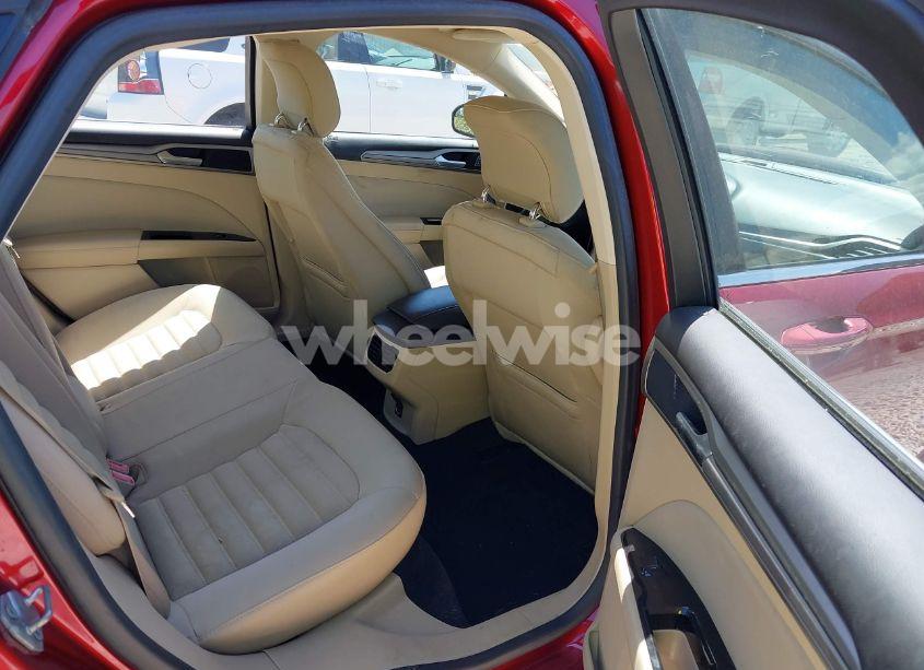 Photo 8 of 2014 Ford Fusion SE (VIN 3FA6P0H71ER135248)