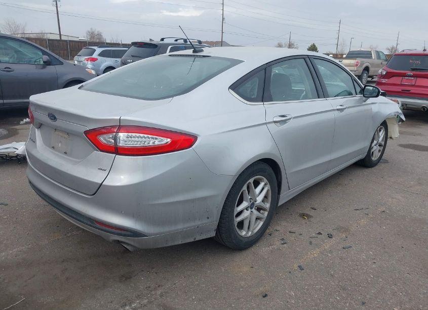 Photo 4 of 2014 Ford Fusion SE (VIN 3FA6P0H71ER187852)