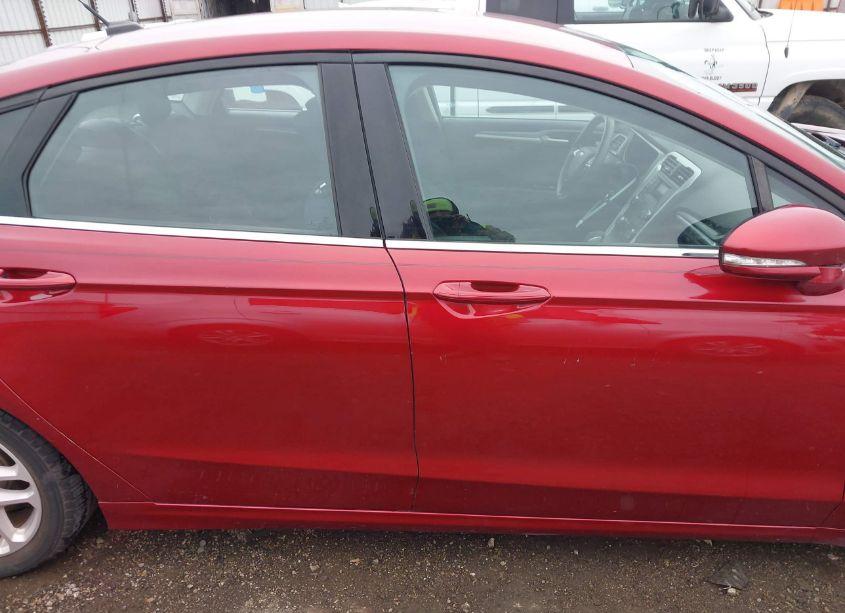 Photo 13 of 2014 Ford Fusion SE (VIN 3FA6P0H71ER230358)