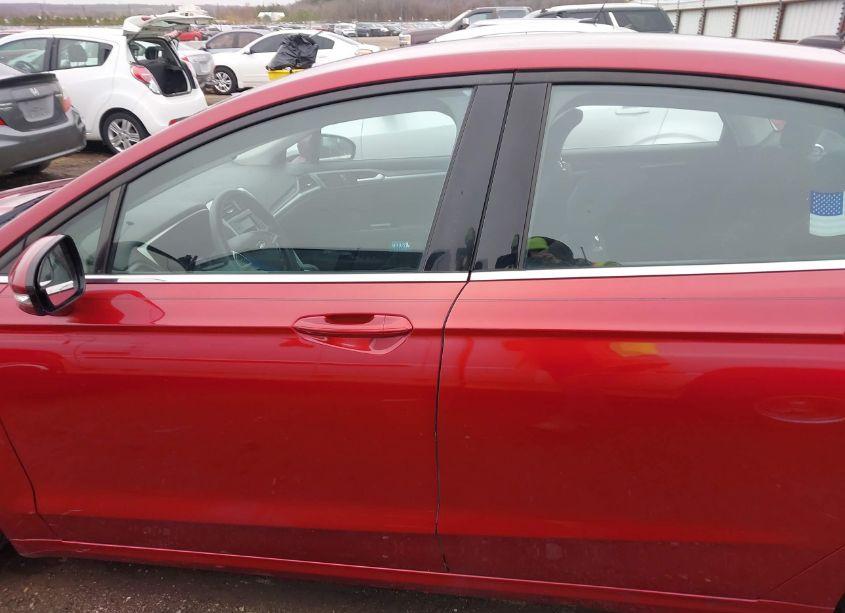 Photo 14 of 2014 Ford Fusion SE (VIN 3FA6P0H71ER230358)