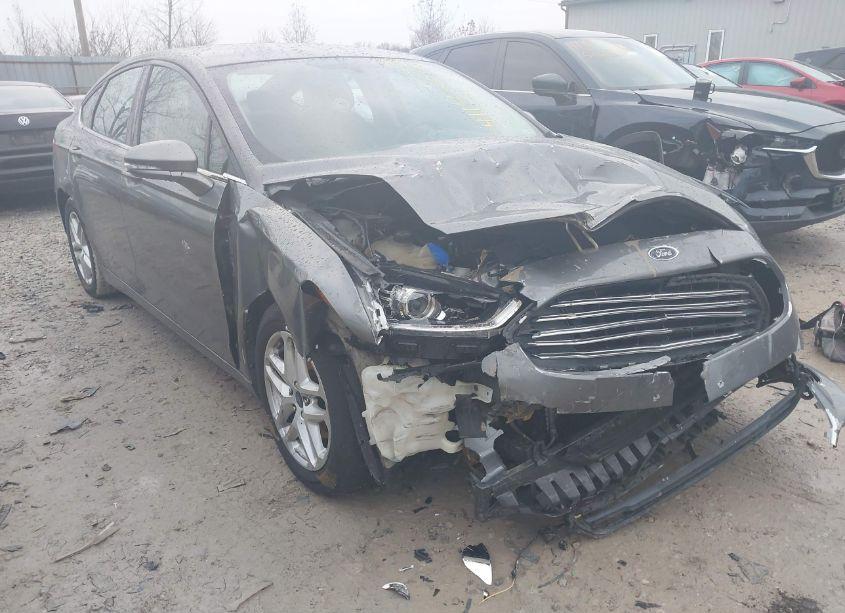 Photo 11 of 2014 Ford Fusion SE (VIN 3FA6P0H71ER348538)