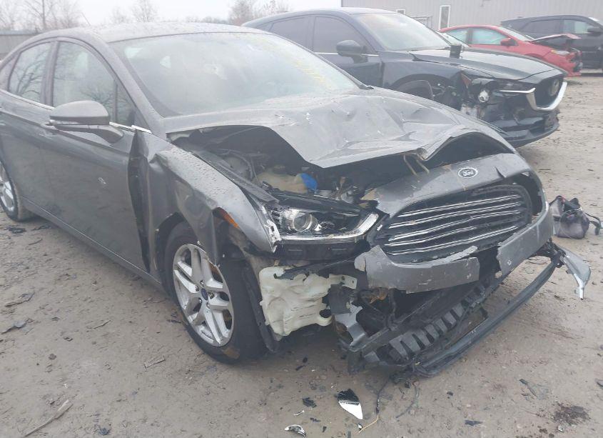 Photo 6 of 2014 Ford Fusion SE (VIN 3FA6P0H71ER348538)