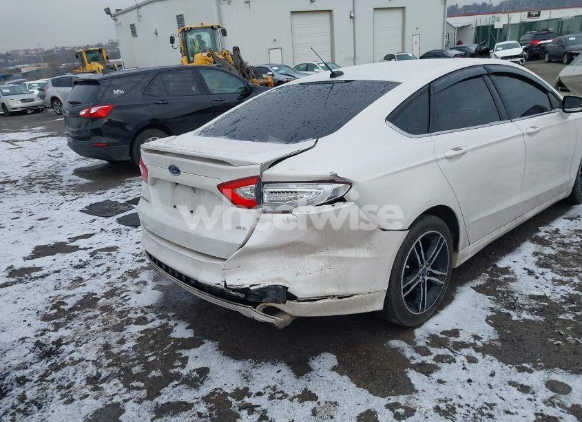 Photo 6 of 2014 Ford Fusion SE (VIN 3FA6P0H71ER362858)