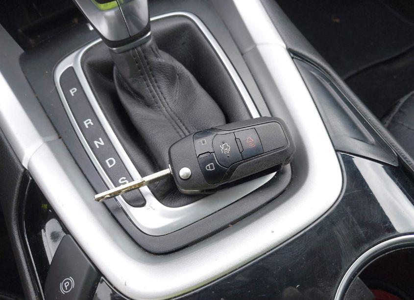 Photo 11 of 2014 Ford Fusion SE (VIN 3FA6P0H71ER388182)