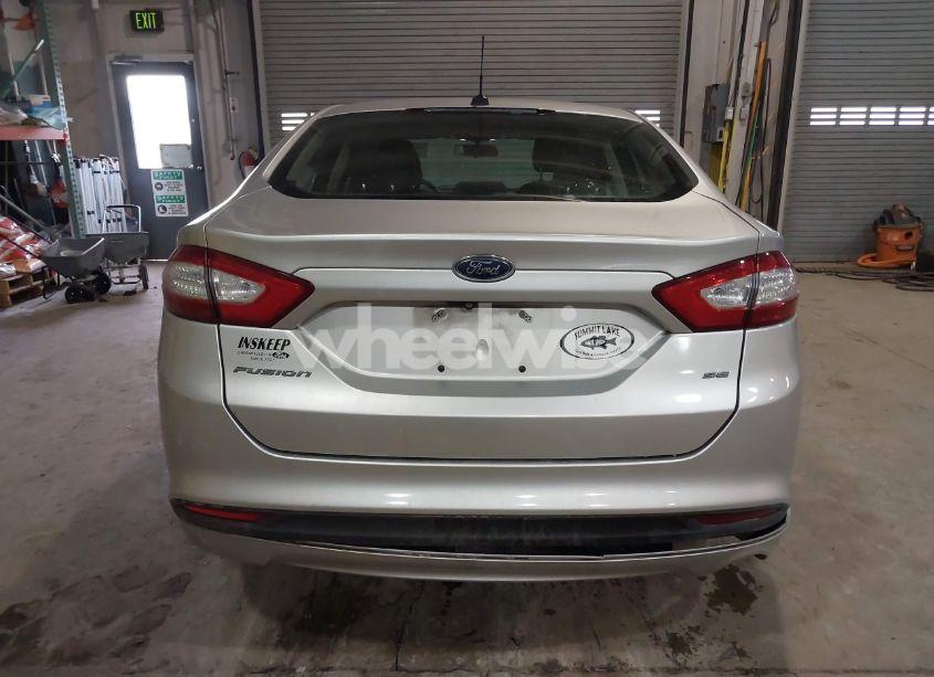 Photo 16 of 2015 Ford Fusion SE (VIN 3FA6P0H71FR137874)