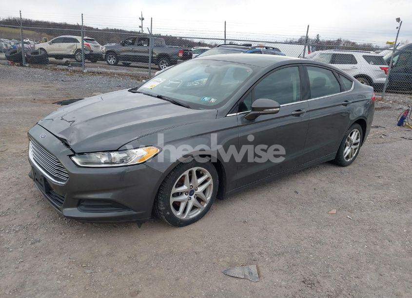 Photo 2 of 2015 Ford Fusion SE (VIN 3FA6P0H71FR148664)