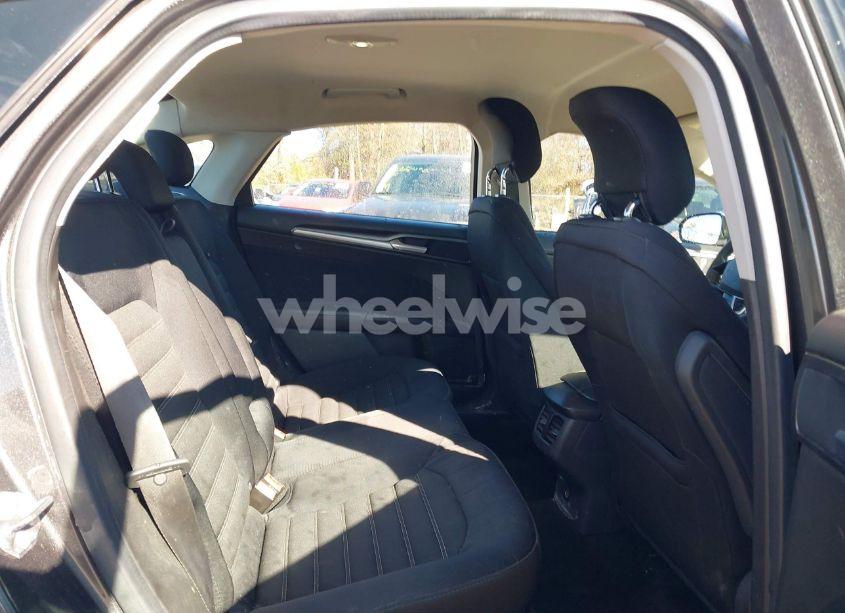 Photo 8 of 2015 Ford Fusion SE (VIN 3FA6P0H71FR153038)