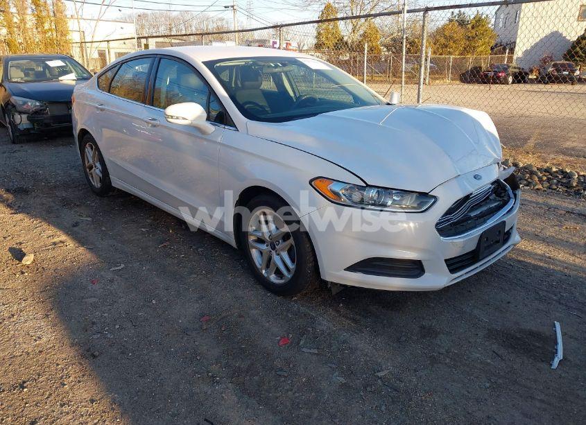 2015 Ford Fusion SE (VIN 3FA6P0H71FR156411) main photo