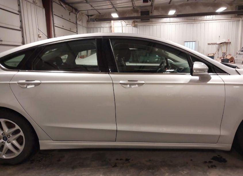 Photo 14 of 2015 Ford Fusion SE (VIN 3FA6P0H71FR159275)