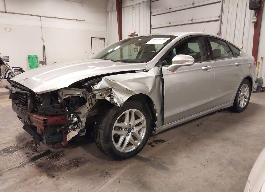 Photo 2 of 2015 Ford Fusion SE (VIN 3FA6P0H71FR159275)