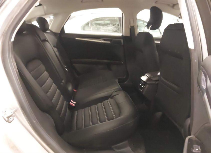 Photo 8 of 2015 Ford Fusion SE (VIN 3FA6P0H71FR159275)