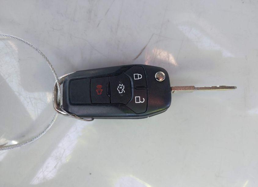 Photo 11 of 2015 Ford Fusion SE (VIN 3FA6P0H71FR196536)