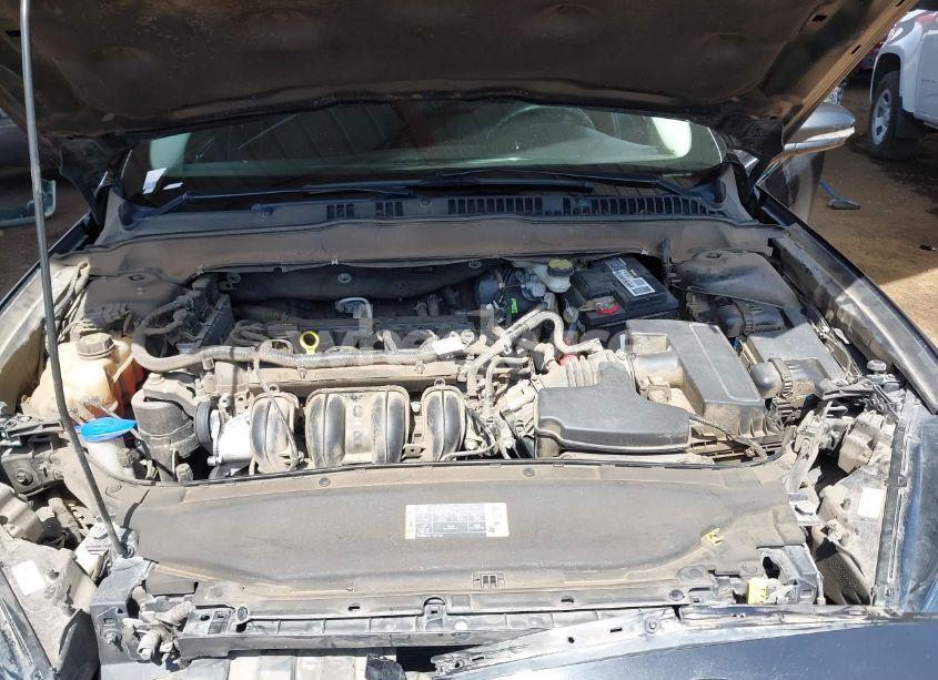 Photo 10 of 2015 Ford Fusion SE (VIN 3FA6P0H71FR214341)