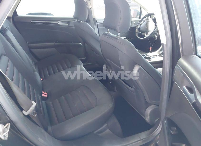 Photo 8 of 2015 Ford Fusion SE (VIN 3FA6P0H71FR214341)