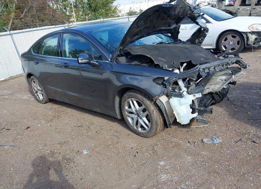 2015 Ford Fusion SE (VIN 3FA6P0H71FR219359) main photo