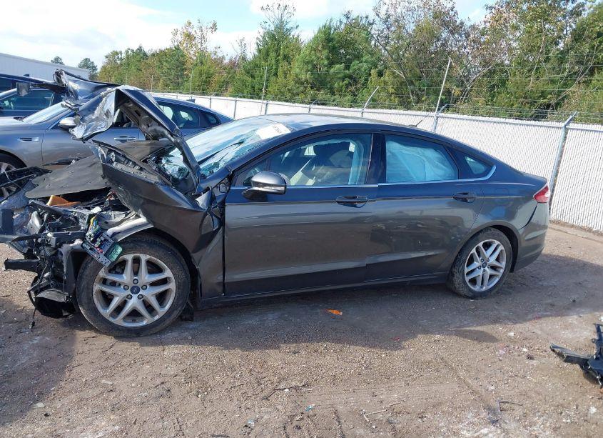 Photo 14 of 2015 Ford Fusion SE (VIN 3FA6P0H71FR219359)