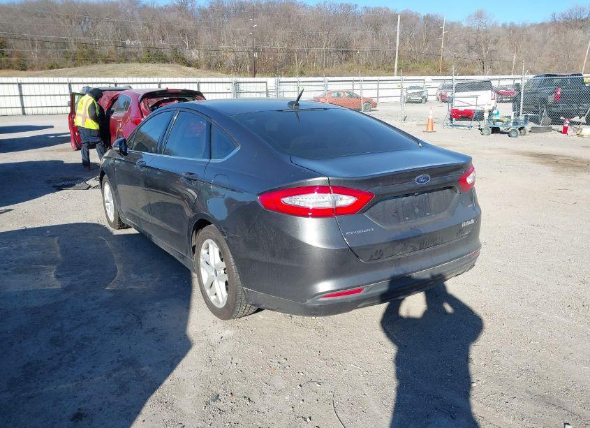 Photo 3 of 2015 Ford Fusion SE (VIN 3FA6P0H71FR260655)