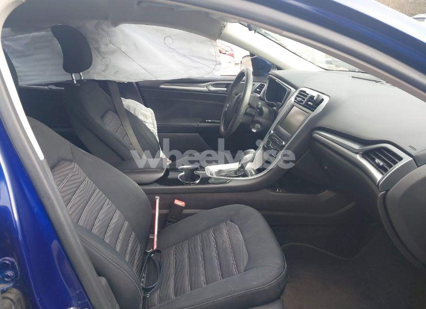 Photo 5 of 2016 Ford Fusion SE (VIN 3FA6P0H71GR121062)