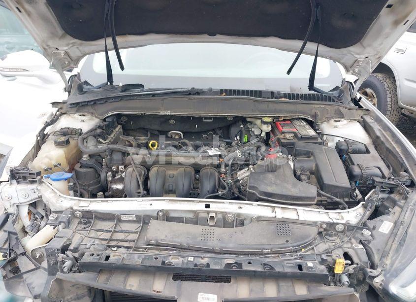 Photo 10 of 2016 Ford Fusion SE (VIN 3FA6P0H71GR162985)